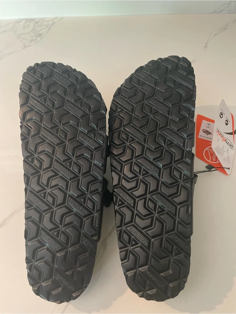 AeroThotic Women's Black Comfort Sandals